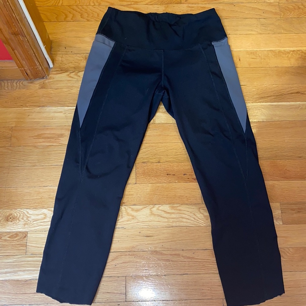 Life Sky Leggings w/ Pockets RUNS SMALL